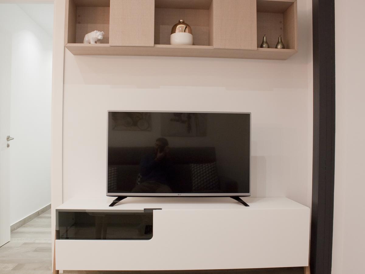 Apartamento Nuevo Y De Lujo En Puerta Del Sol Madrid Luaran gambar