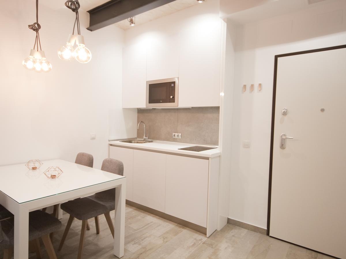 Apartamento Nuevo Y De Lujo En Puerta Del Sol Madrid Luaran gambar